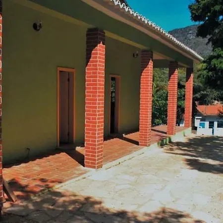 Pousada Em Cantos De Minas-3